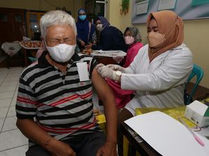 Catat 38 Lokasi Vaksin Booster Pfizer Hari Ini di Surabaya