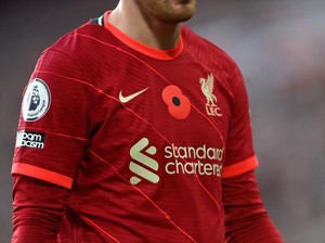 Standard Chartered Masih di Dada Pemain Liverpool Sampai 2027
