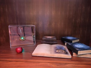Asli Lho! Ada Eye of Agamotto Dr Strange di Pameran Marvel Studios