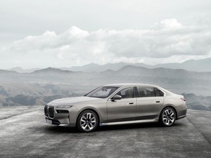 BMW i7 Dipakai KTT ASEAN 2023 di Jakarta, Segini Harganya