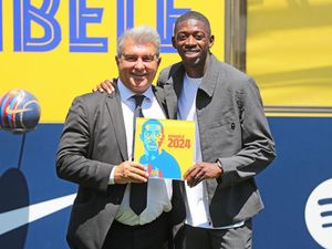 Dembele Siap Tebus Kepercayaan Barcelona
