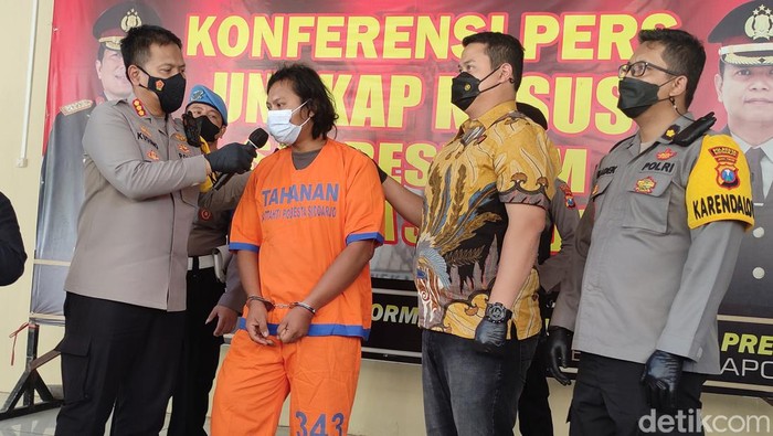 pembunuhan di sidoarjo