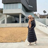 Kang Ki Young cukup sering menunjukkan kesehariannya di media sosial. Ia pun tak ragu menampilkan isi rumahnya yang tak banyak dilakukan artis-artis Korea. Foto: YouTube