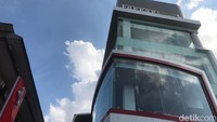 Pada ruang basement PT Eurokars Prima Utama menawarkan mobil bekas Ferrari. Foto: M Luthfi Andika/detikOto