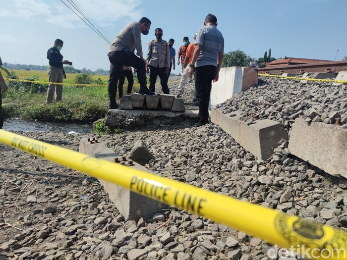 TKP penemuan mayat di Probolinggo