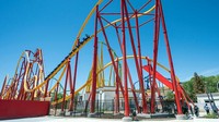 Wonder Woman Flight of Courage memiliki trek sepanjang 1 km dengan ketinggian 39 meter. Penurunan tajamnya mencapai 87 derajat dan kecepatannya hingga 58 meter per jam.  
