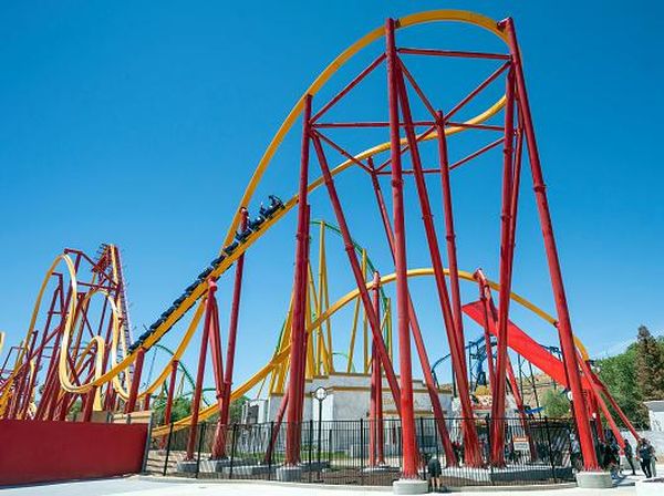Nih Roller Coaster Tertinggi dan Terpanjang di Dunia, Berani Coba?