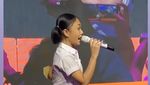 Yuni Shara Pakai Seragam SMA, Masih Kayak ABG!