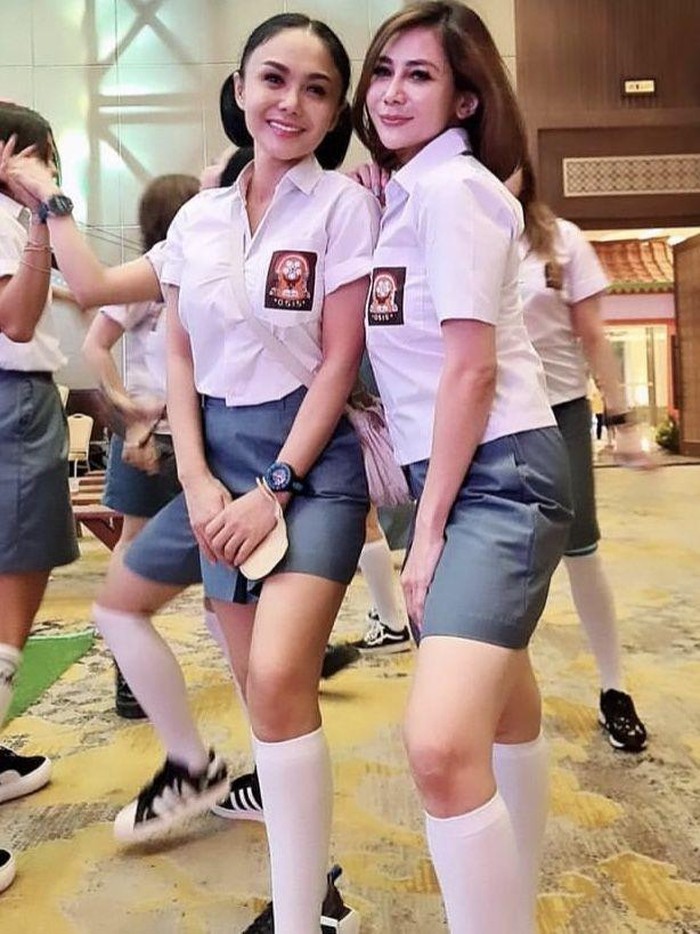 Yuni Shara Yuni Shara