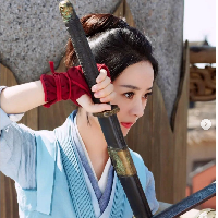 Kesuksesan drama China The Journey of Flower, Princess Agents, The Story of Minglan, hingga Wild Bloom mengukuhkan Zhao Liying sebagai salah satu aktris paling berpengaruh di industri hiburan Tiongkok. Meski banyak bermunculan bintang muda, popularitas Zhao Liying tetap bertahan kuat di pasar global. Foto: Instagram Zhao Liying