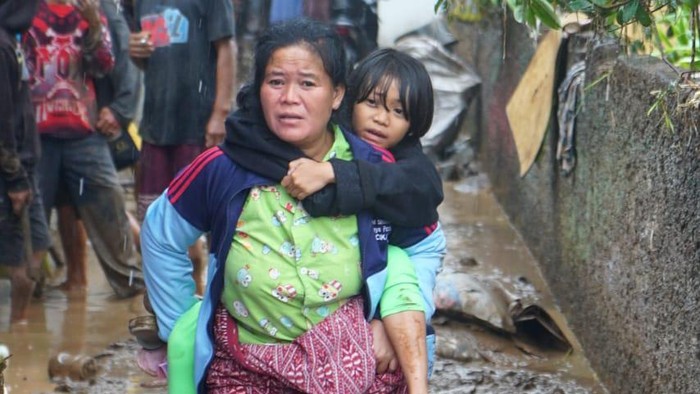 Banjir bandang Garut 2022 sejak Jumat (15/7/2022) malam terjadi akibat guyuran hujan deras.