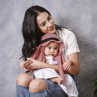 Selama ini Anya Geraldine mengaku begitu ngefans dengan Rayyanza. Aktris 26 tahun itu pun berharap dia kelak akan memiliki anak segemas Rayyanza. Foto: dok. Instagram @anyageraldine