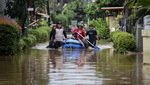 Banjir Juga Rendam Pinang Griya Permai Tangerang