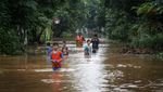 Banjir Setinggi Dada Rendam Villa Pamulang Depok