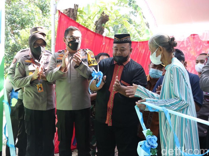 Bedah rumah warga Polres Nganjuk