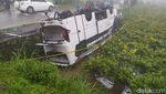 Penampakan Bus Rombongan Pendaki yang Terbalik di Ketep Magelang