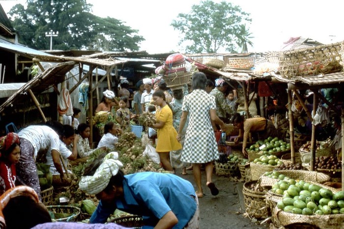 Foto jadul pasar tradisional Foto jadul pasar tradisional