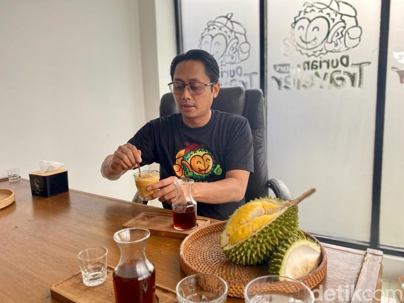 Kopi campur durian