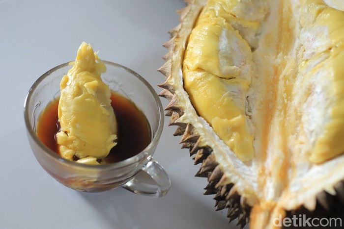 Kopi campur durian