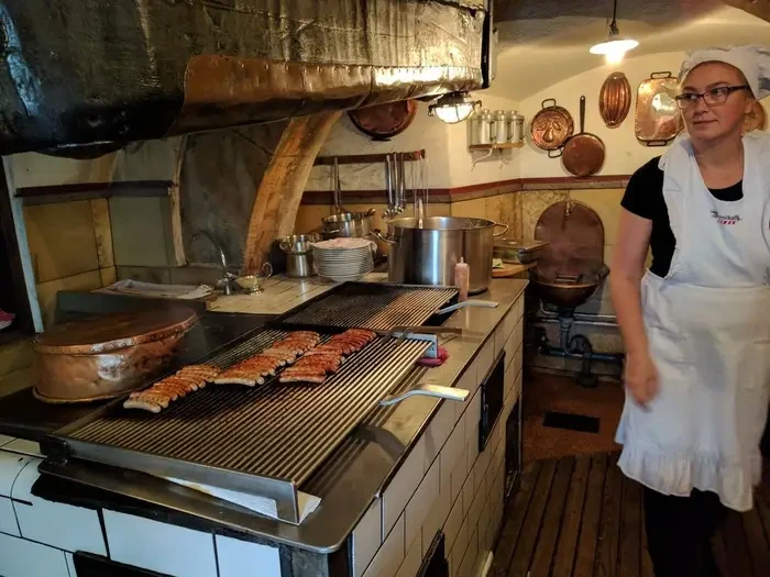 Restoran tertua di dunia 10 Restoran Tertua di Dunia, Ada yang Berdiri Sejak Tahun 803 Masehi