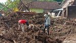 Hari Ketiga Pasca Tsunami Kecil di Desa Bulumanis Kidul Pati