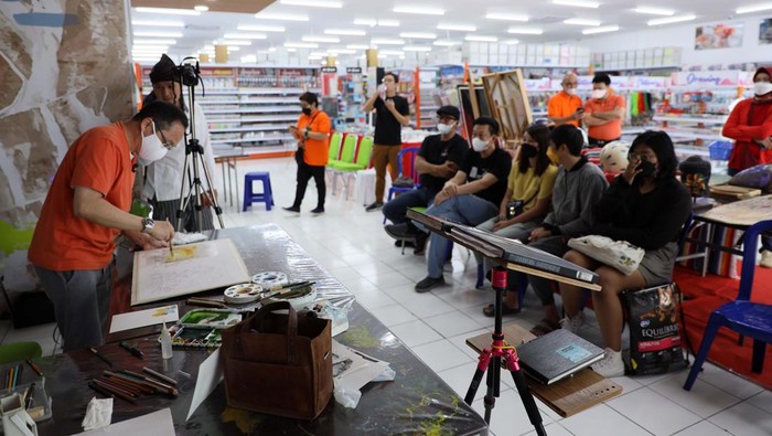 Artland Bali telah diresmikan. Di sini, anda bisa belajar dan mendapatkan produk-produk kerajinan dan kesenian.