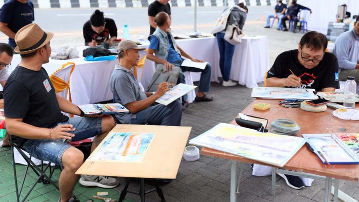 Belajar Seni di Artland Bali Artland Bali telah diresmikan. Di sini, anda bisa belajar dan mendapatkan produk-produk kerajinan dan kesenian.