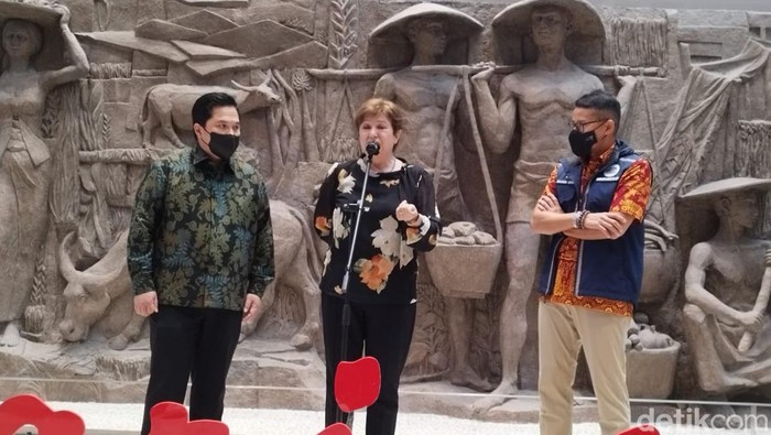 Direktur Pelaksana Dana Moneter Internasional (IMF) Kristalina Georgieva Bersama Menteri BUMN Erick Thohir