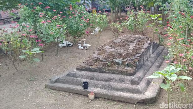 Makam orang Belanda di Ceper, Klaten, Minggu (17/7/2022).