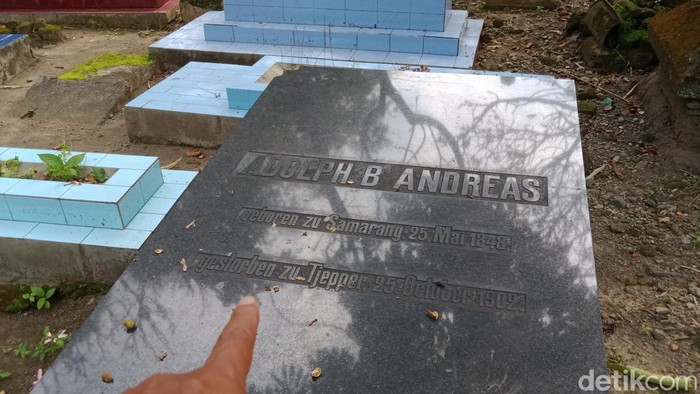 Makam orang Belanda di Ceper, Klaten, Minggu (17/7/2022).
