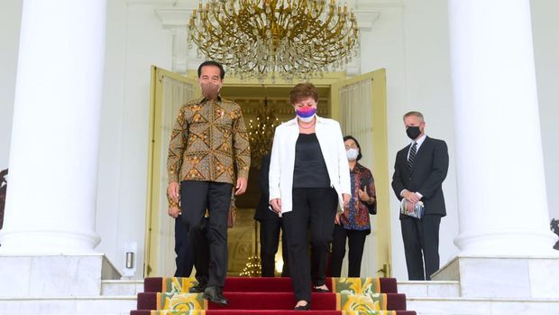 Managing Director IMF, Kristalina Georgieva  bertemu Presiden Joko Widodo di Istana Bogor, Minggu (17/7/2022). (Foto: Muchlis Jr - Biro Pers Sekretariat Presiden)