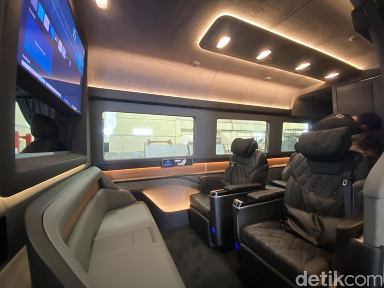Mercedes-Benz Sprinter Lombardi: dari Kosongan Jadi Mobil Sultan