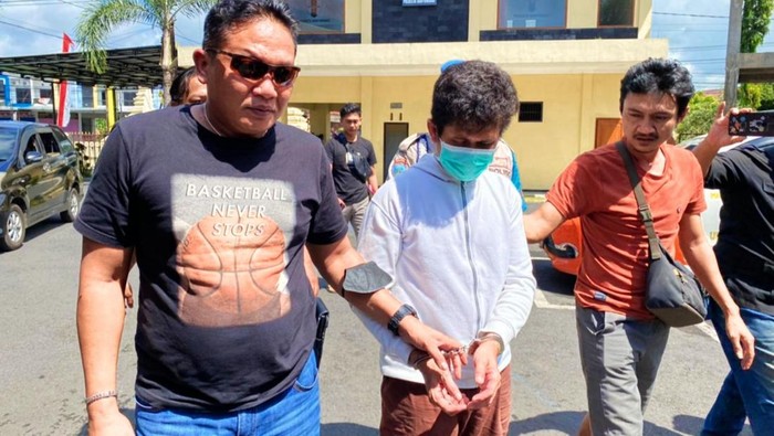 Pria Onani di Depan Pendopo Banyuwangi Kabur ke Bali