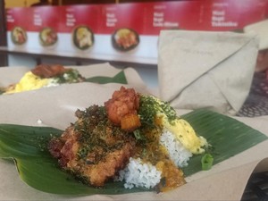 Mencicipi Nasi Bungkus dengan Menu Khas Jepang di Denpasar