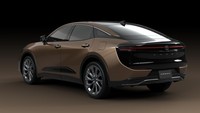 Crown Crossover hadir dalam berbagai tipe, yakni RS, G, dan X. Foto: dok. Toyota Motor Corporation