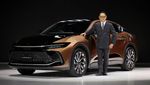 Mobil Pejabat Tak Harus Sedan! Toyota Luncurkan Crown Crossover