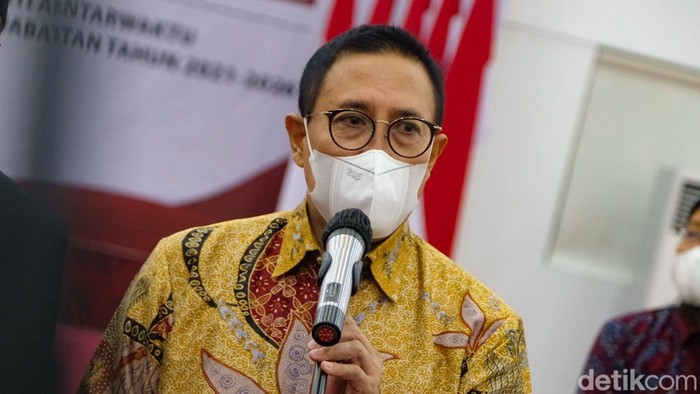 Prof Abdul Kadir menggantikan Achmad Yurianto sebagai ketua Dewan Pengawas (Dewas) BPJS Kesehatan. Posisi ini sebelumnya kosong usai Yurianto meninggal dunia.
