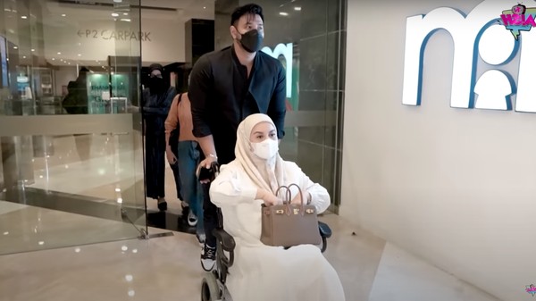 8 Foto Irish Bella Beli Perlengkapan Bayi Rp 90 Juta, Ammar Zoni Takjub
