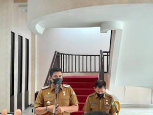 Terkuak Alasan Walkot Bobby Demosi 4 Pejabat Eselon II
