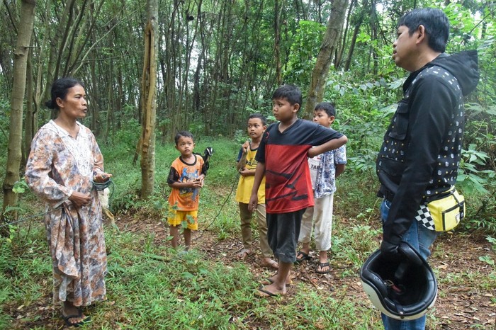 Dedi Mulyadi dan Guru Ngaji