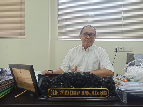 Dr.dr Gede Wirya Kusuma Duarsa MKes, SpU(K), FICS., dari KSM/Departemen Urologi RSUP Prof Dr. I.G.N.G Ngoerah Fakultas Kedokteran Universitas Udayana ketika ditemui detikBali pada Senin (18/7/2022)