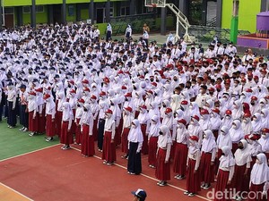 Pemkot Tasik Ingatkan Prokes di Hari Pertama Masuk Sekolah