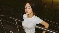 Penampilan Jeje berhasil menarik perhatian banyak orang karena dinilai mirip denan Fuji, adik alm Bibi Andriansyah. Foto: Instagram @911jelicascalling