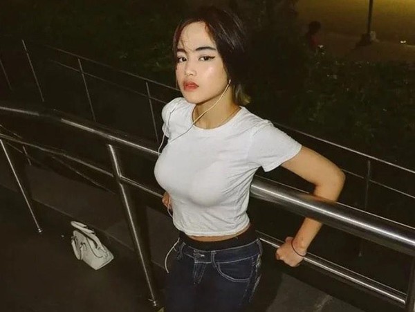 jeje slebew yang lagi viral