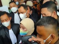 Mas Bechi Didakwa Pasal Berlapis Di Sidang Perdana Kasus Pencabulan ...