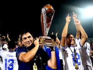 Rekam Jejak Eduardo Almeida, Pelatih Arema yang Diminta Mundur Aremania