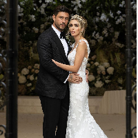 Petra Ecclestone dan tunangannya Sam Palmer menikah di Chelsea, Inggris pada Sabtu (16/7/2022). Momen pernikahan tersebut diunggah Petra ke Instagramnya. “16. 7. 2022 love you to eternity,” tulisnya pada keterangan foto. Foto: Dok. Instagram Petra Ecclestone