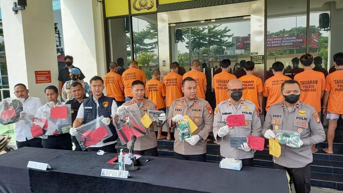 Polres Tangsel tangkap 11 pencuri motor selama Juni 2022.