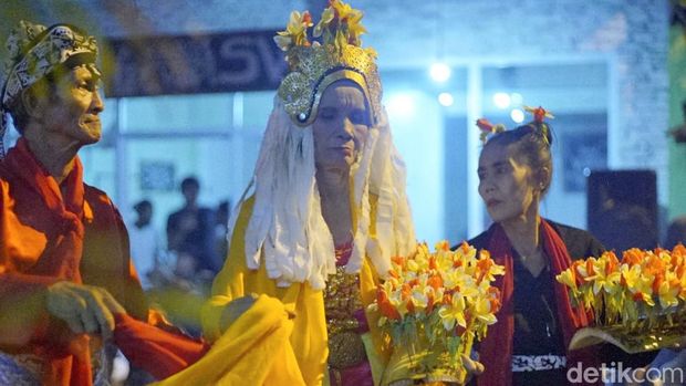 Ritual Adat Seblang Bakungan Banyuwangi
