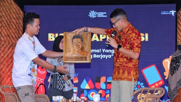 Sandiaga Uno